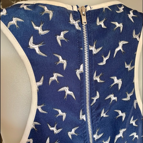 🌵 Beautiful Navy Blue Mini Dress with White Sparrow Bird Print and Piping Sz M - Picture 4 of 7